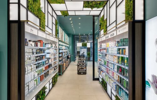 LAFARMACIA. LAFARMACIA.